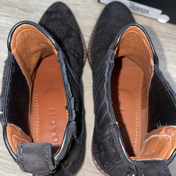 COACH Bowery Chelsea Boot with Cut Out Tea Rose in Black Suede Leather S… - Picture 10 of 15